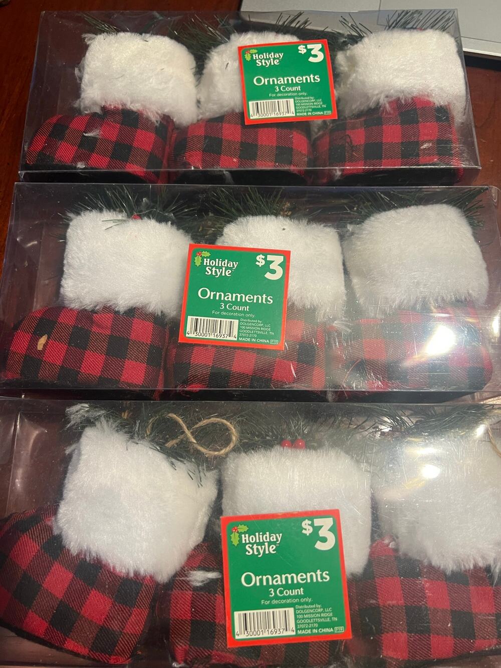 Holiday style 3 packs of 3 buffalo plaid Christmas stocking Ornaments Festive